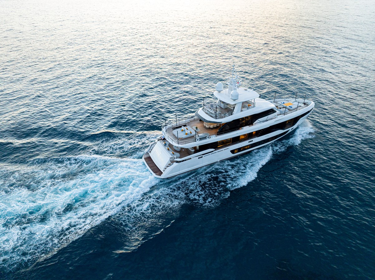 Azimut Yachts Motor Yacht LUZ DE MAR For Sale