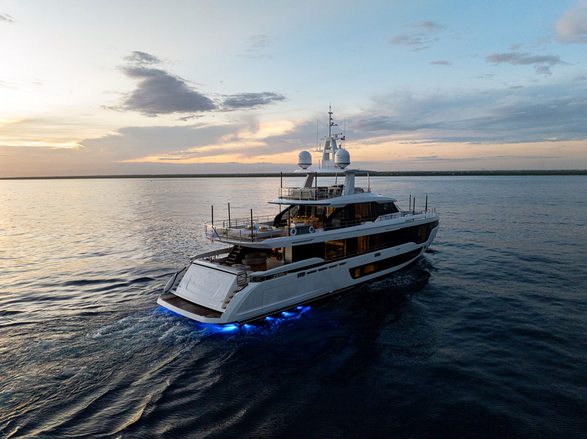 Azimut Yachts Motor Yacht LUZ DE MAR For Sale