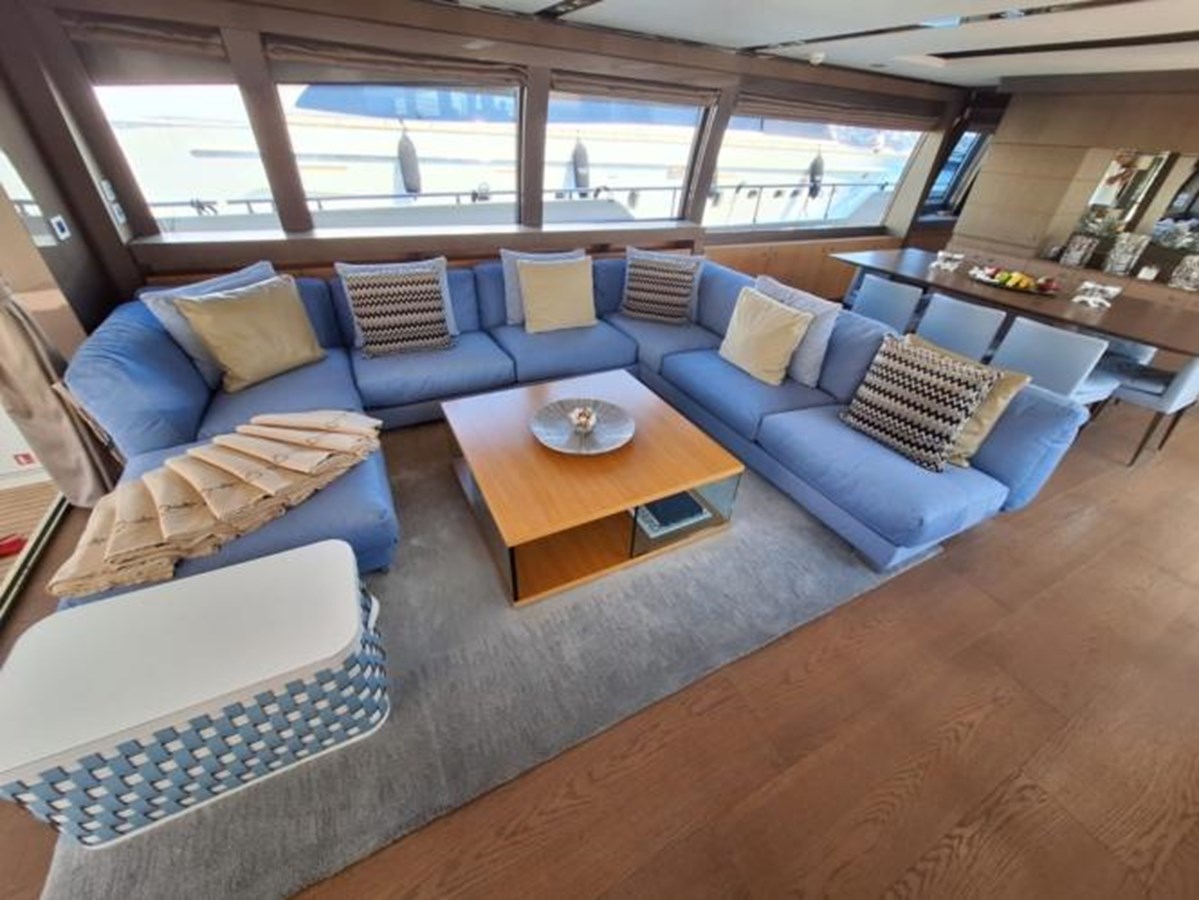 Ferretti Yachts Motor Yacht WHITE SWAN For Sale