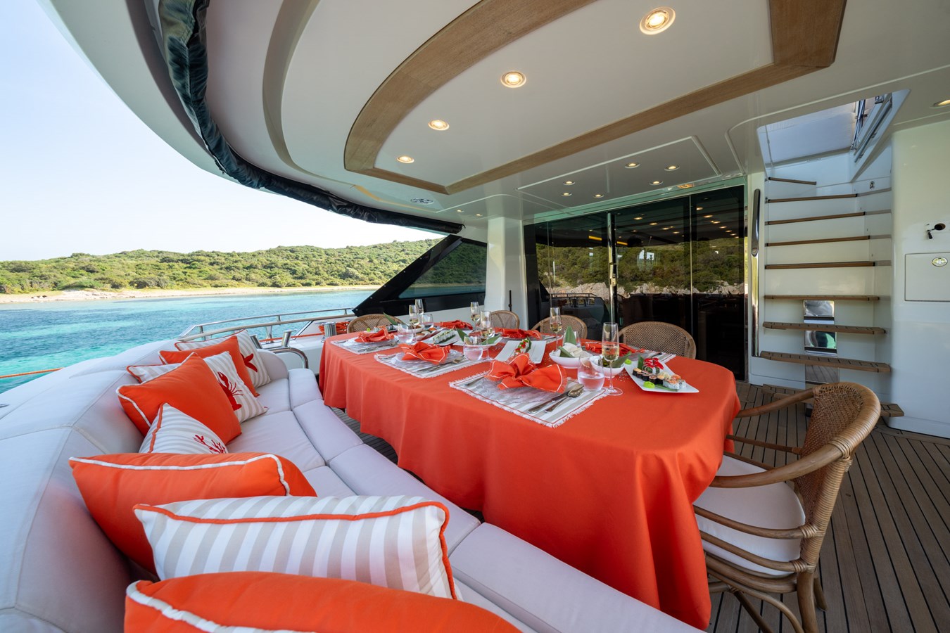 Monte Carlo Yachts Motor Yacht BELLA LUNA For Sale