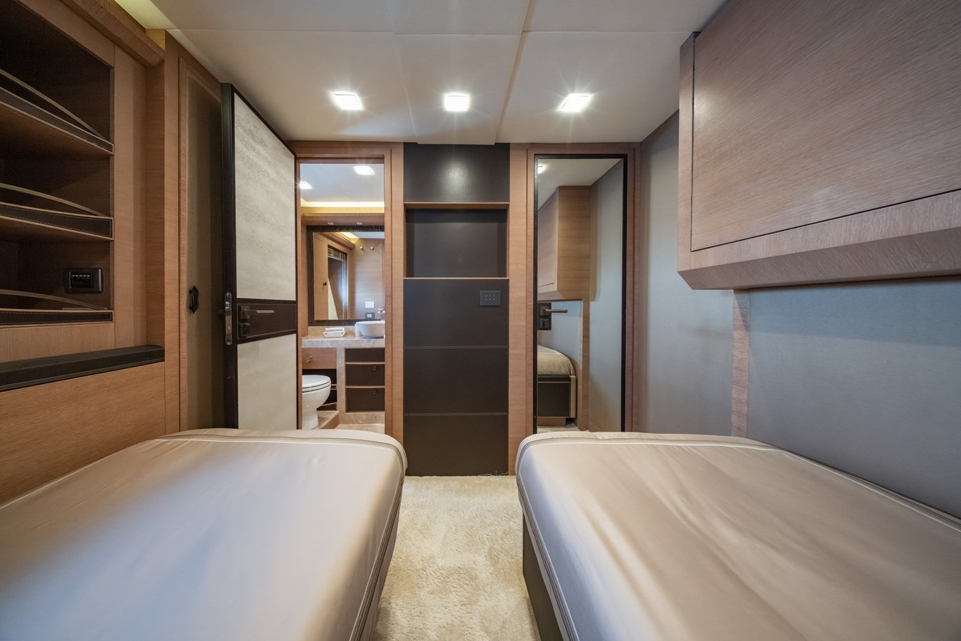 Monte Carlo Yachts Motor Yacht BELLA LUNA For Sale