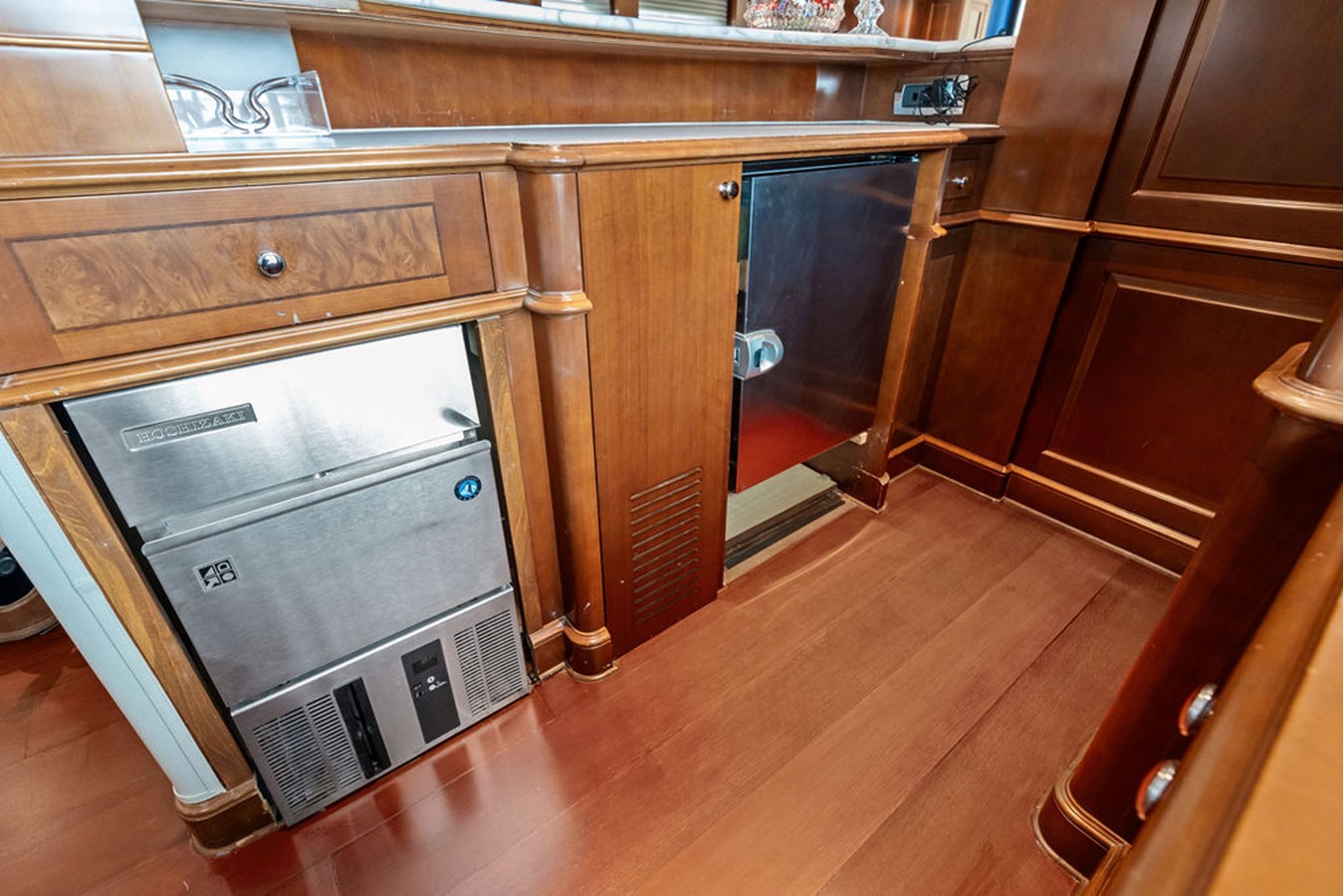 Benetti Yachts Motor Yacht Arthur's Way For Sale