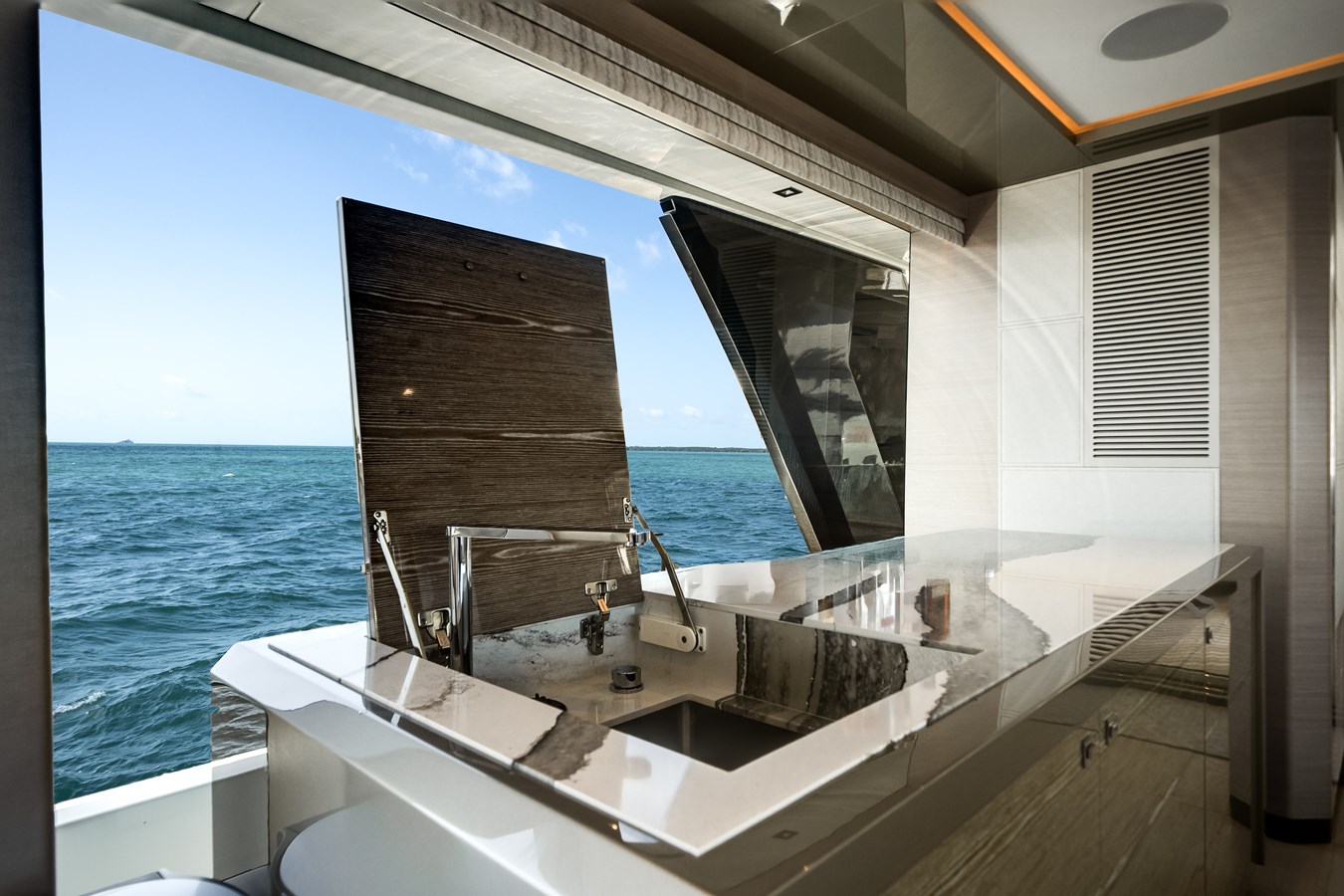 Ocean Alexander Motor Yacht South C's For Sale