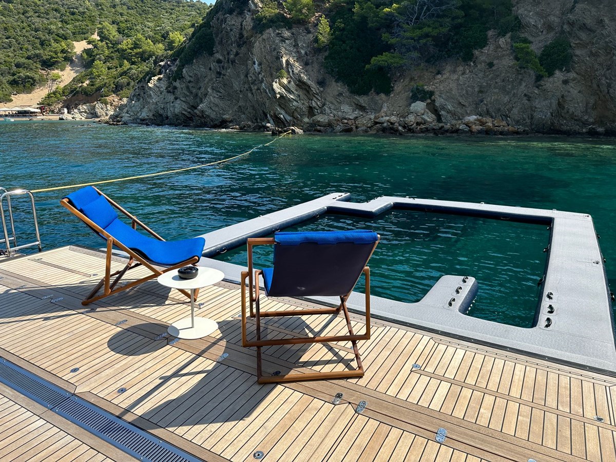 Azimut Yachts Motor Yacht SHABBY For Sale