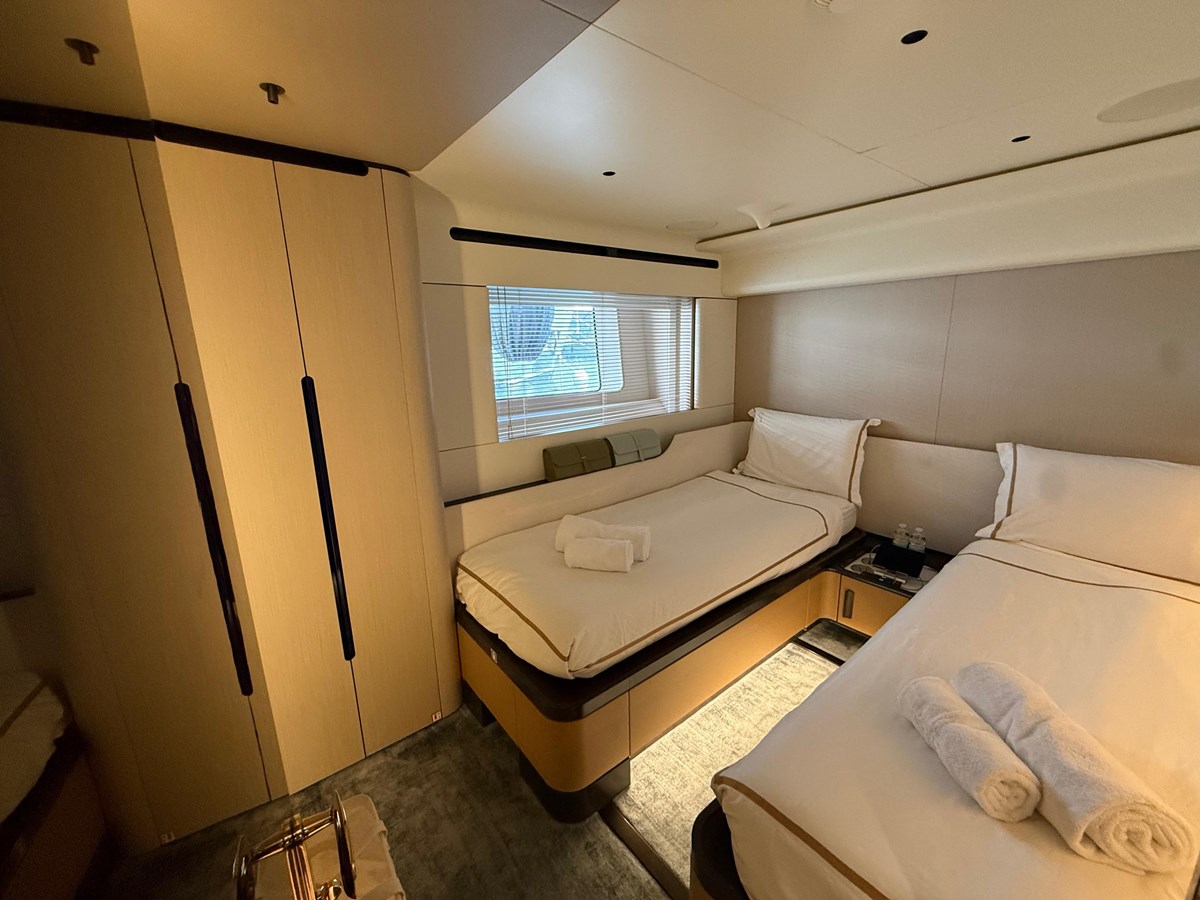 Azimut Yachts Motor Yacht SHABBY For Sale