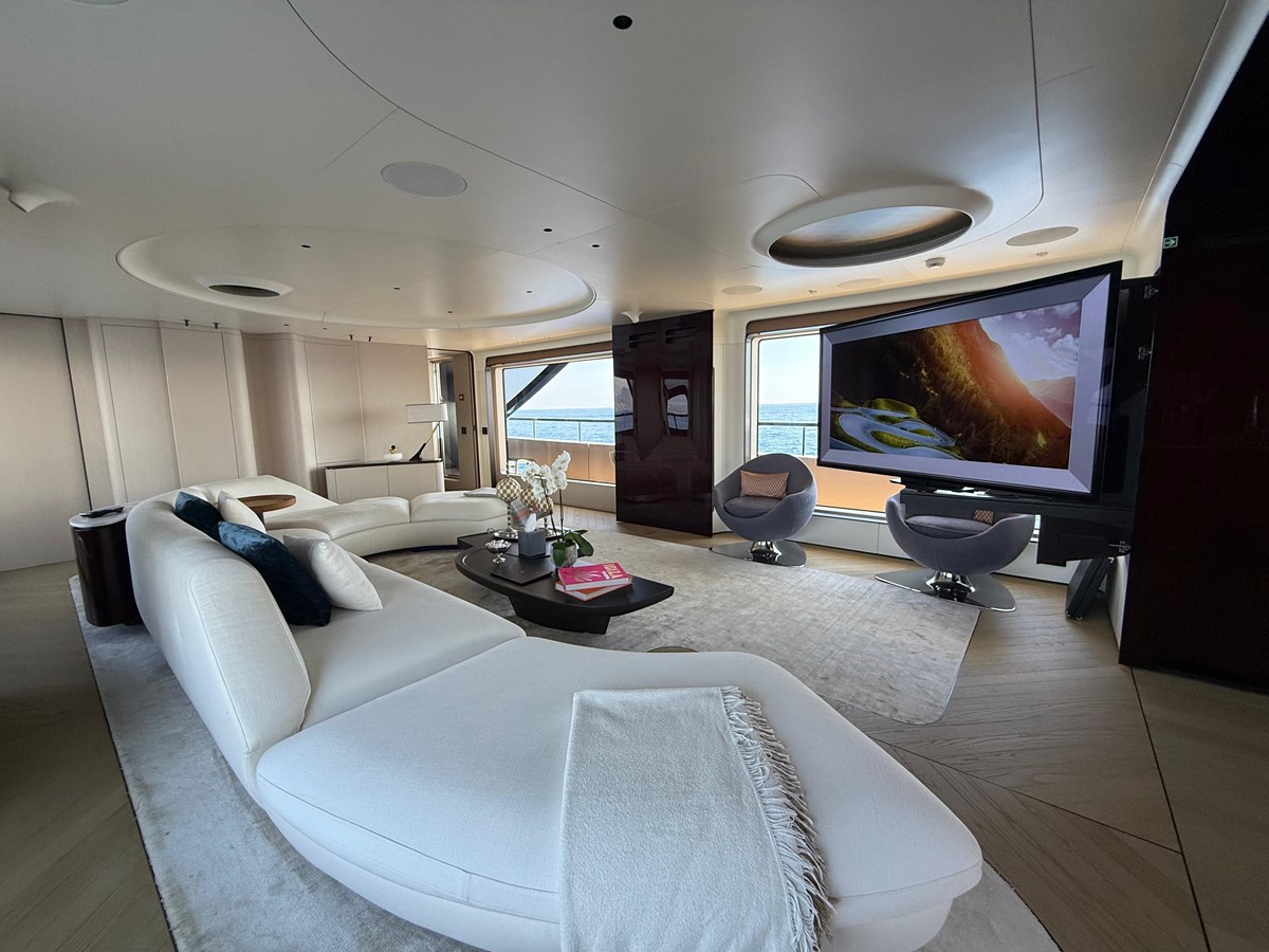 Azimut Yachts Motor Yacht SHABBY For Sale