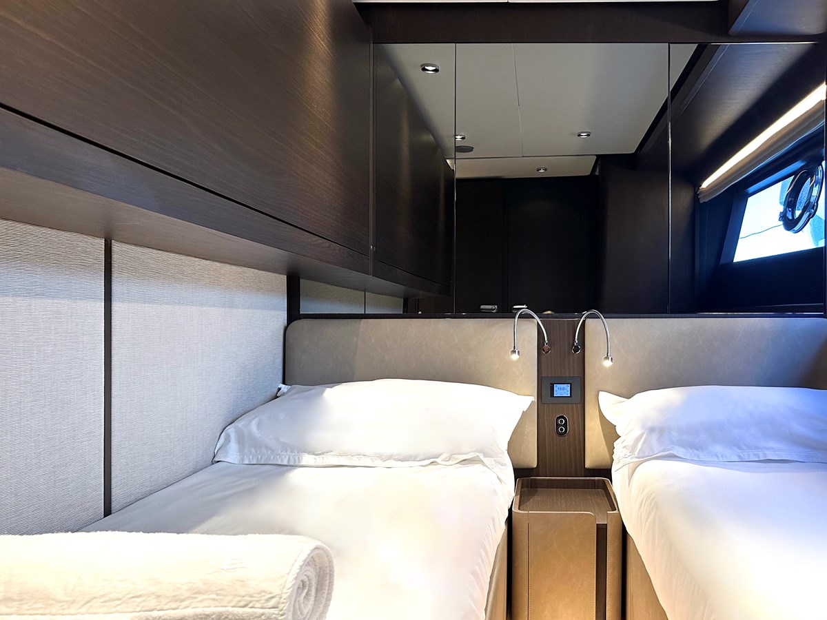 Ferretti Yachts Motor Yacht LADY AGA For Sale