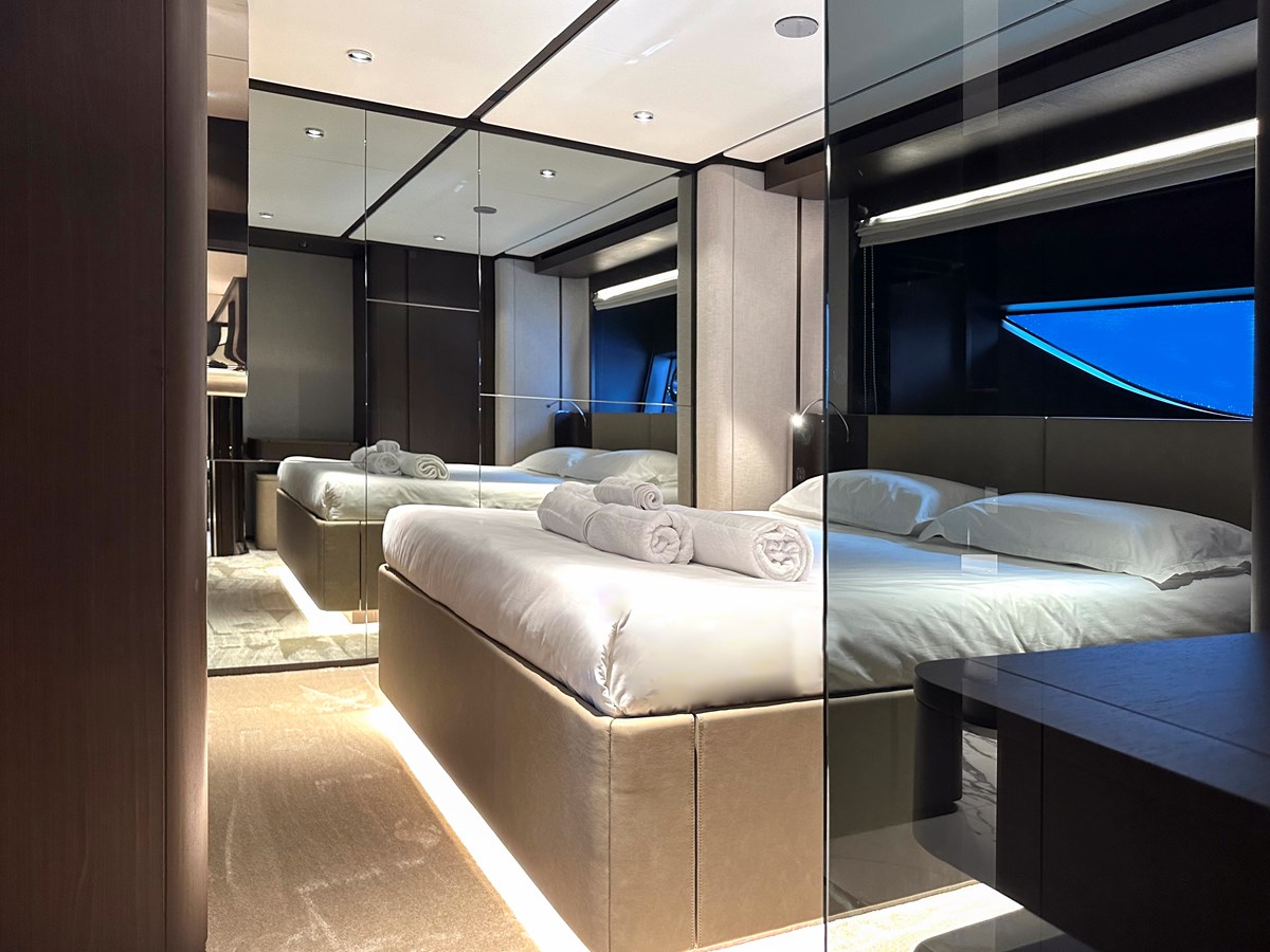 Ferretti Yachts Motor Yacht LADY AGA For Sale