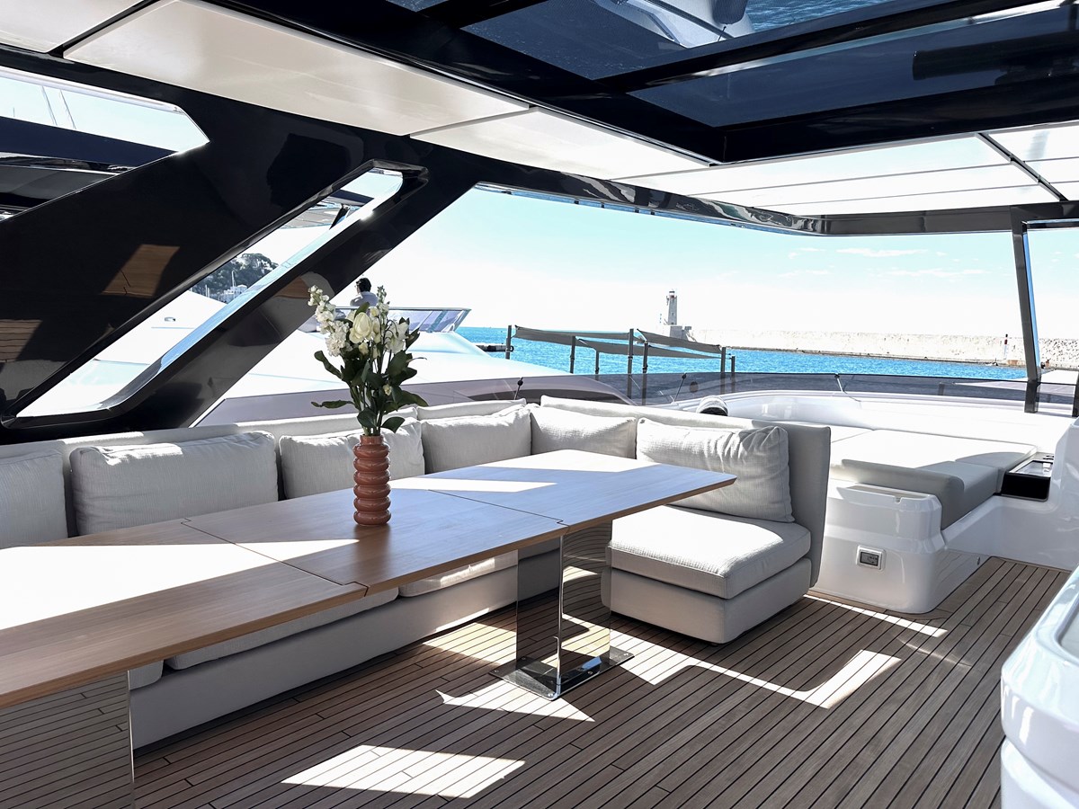 Ferretti Yachts Motor Yacht LADY AGA For Sale