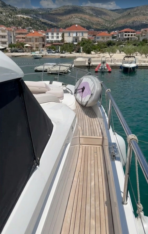 Princess Yachts Motor Yacht SOLOMON For Sale
