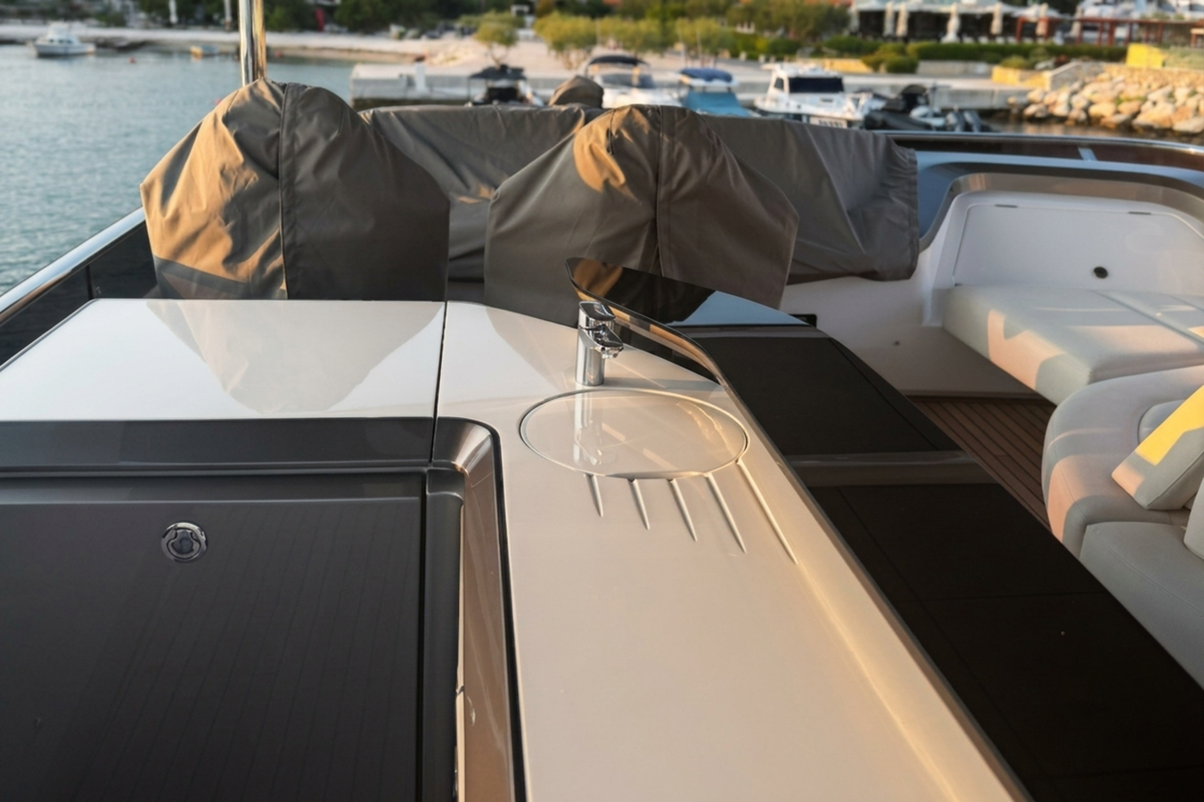 Princess Yachts Motor Yacht SOLOMON For Sale