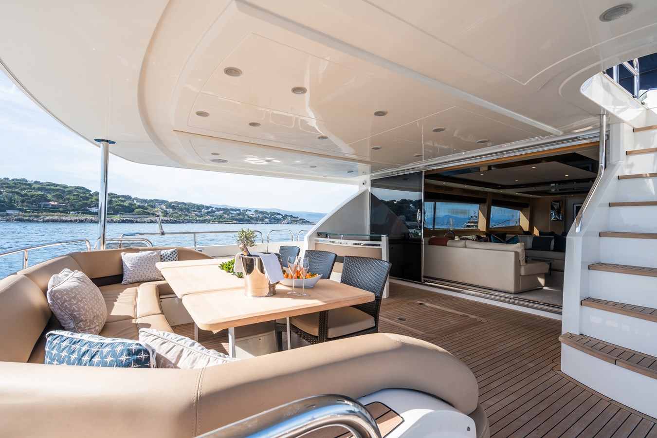 Princess Yachts Motor Yacht BLUE EYES For Sale
