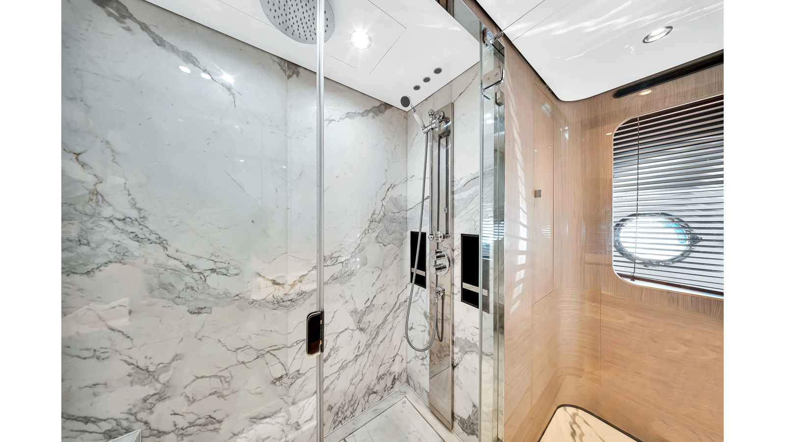 Azimut Yachts  CLOUD 9 For Sale
