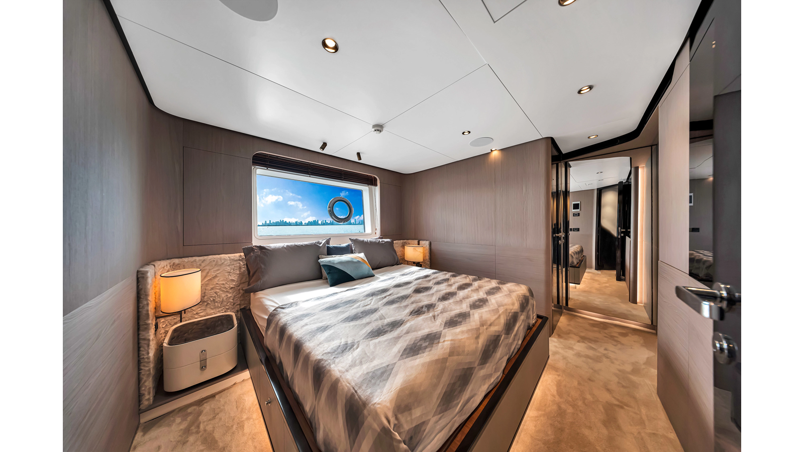 Azimut Yachts  CLOUD 9 For Sale
