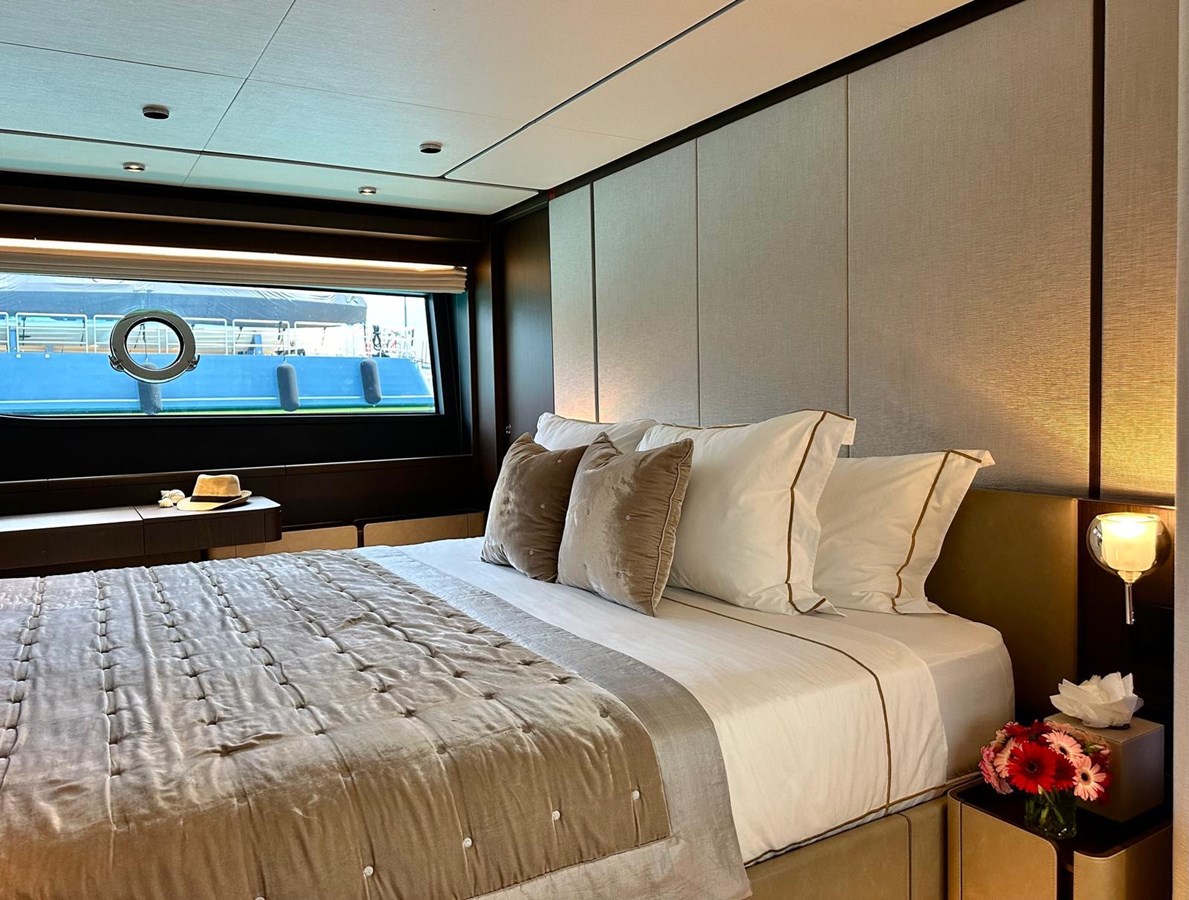 Ferretti Yachts Motor Yacht LADY AGA For Sale