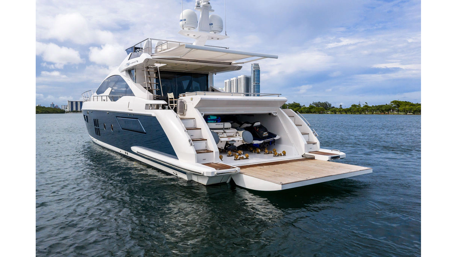 Azimut Yachts Motor Yacht VILLAGGIO For Sale