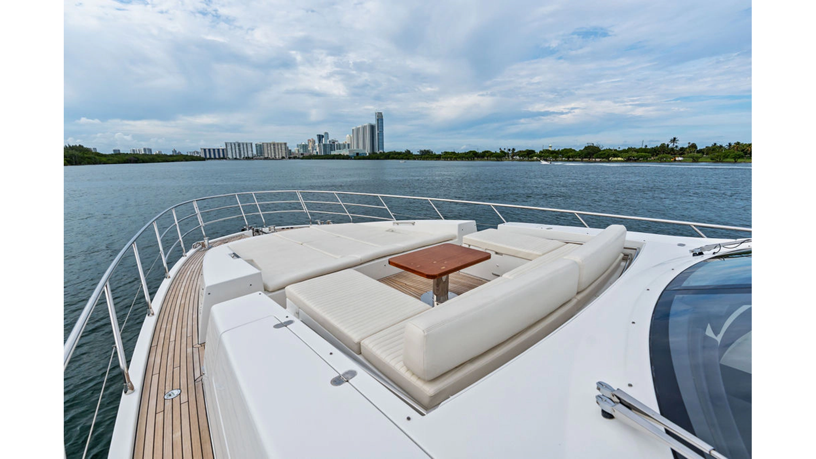 Azimut Yachts Motor Yacht VILLAGGIO For Sale