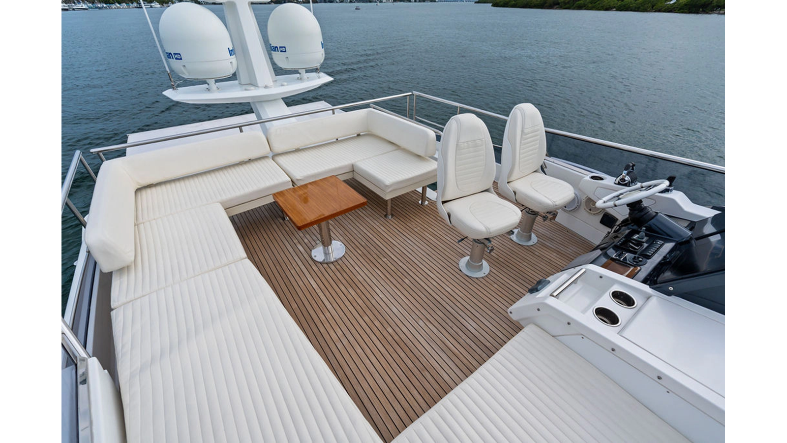 Azimut Yachts Motor Yacht VILLAGGIO For Sale