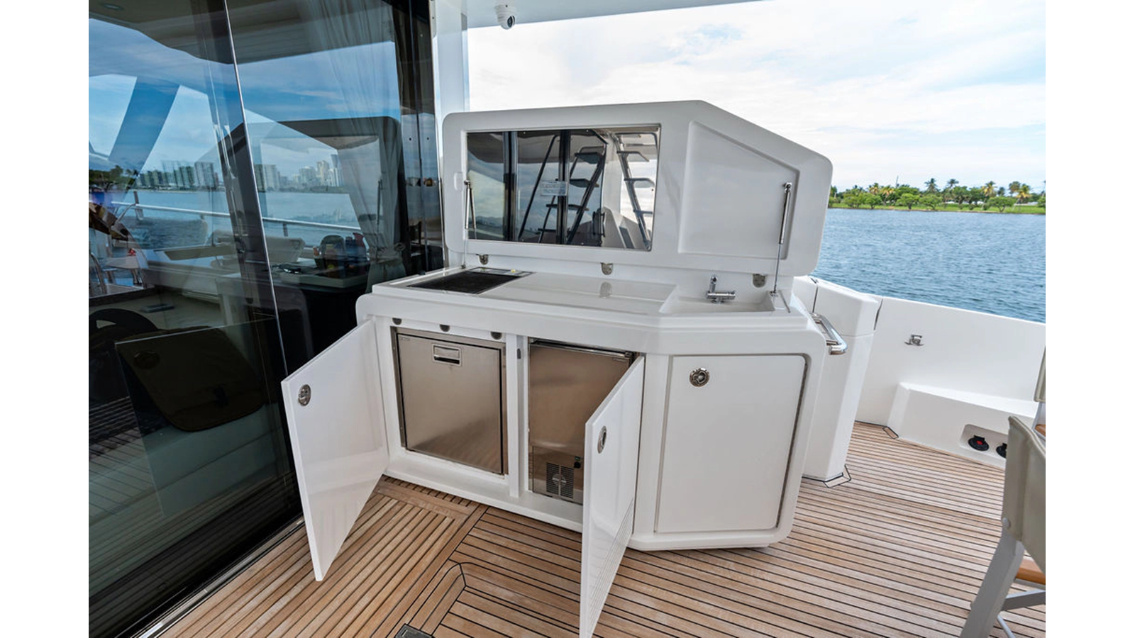 Azimut Yachts Motor Yacht VILLAGGIO For Sale