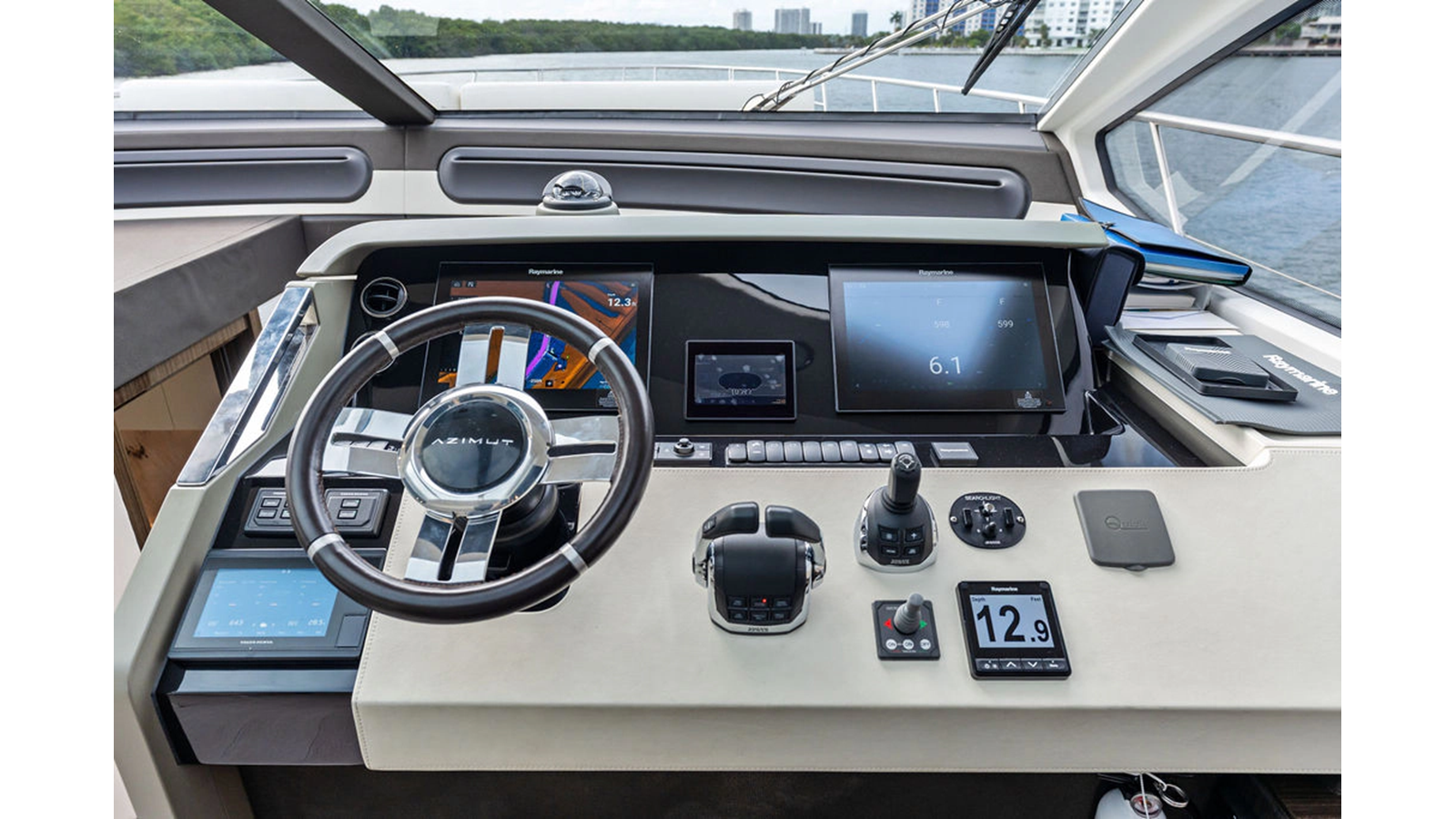 Azimut Yachts Motor Yacht VILLAGGIO For Sale