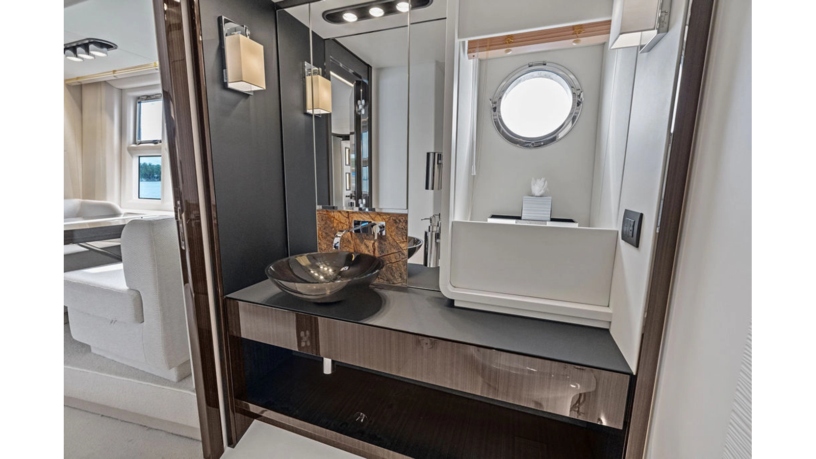 Azimut Yachts Motor Yacht VILLAGGIO For Sale