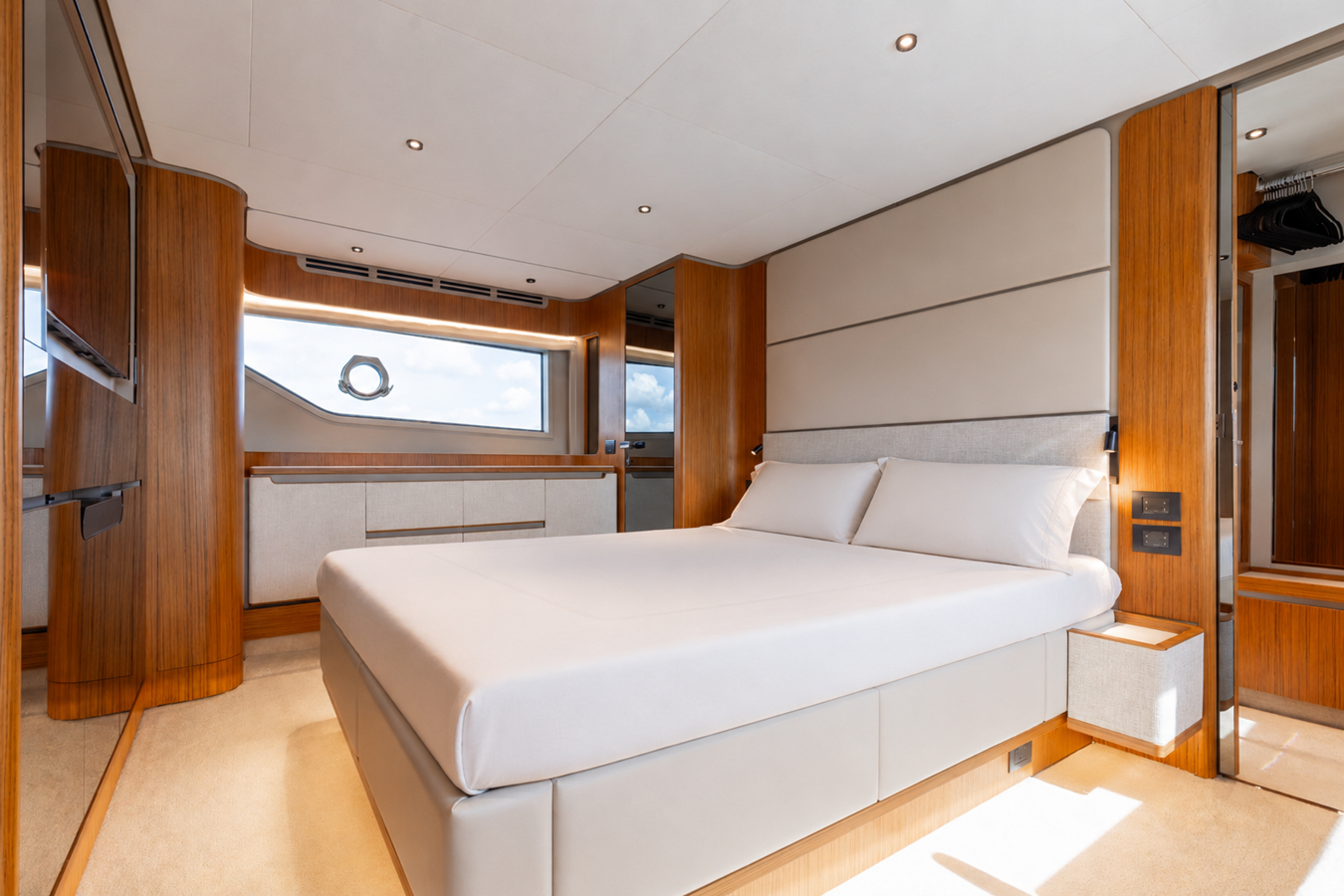 Ferretti Motor Yacht KATRIN I For Sale