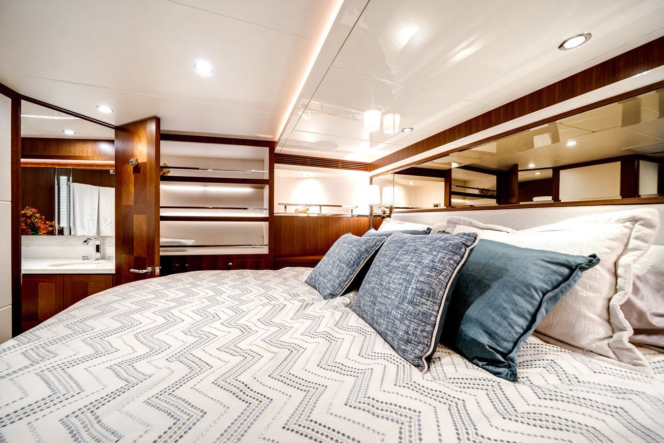 Ocean Alexander Motor Yacht Wiggle Room For Sale