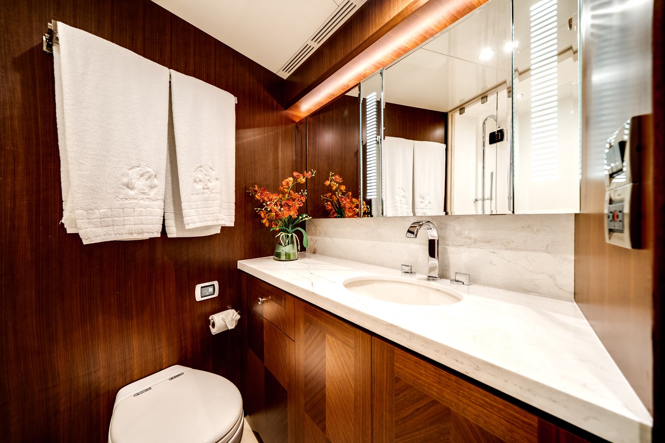 Ocean Alexander Motor Yacht Wiggle Room For Sale