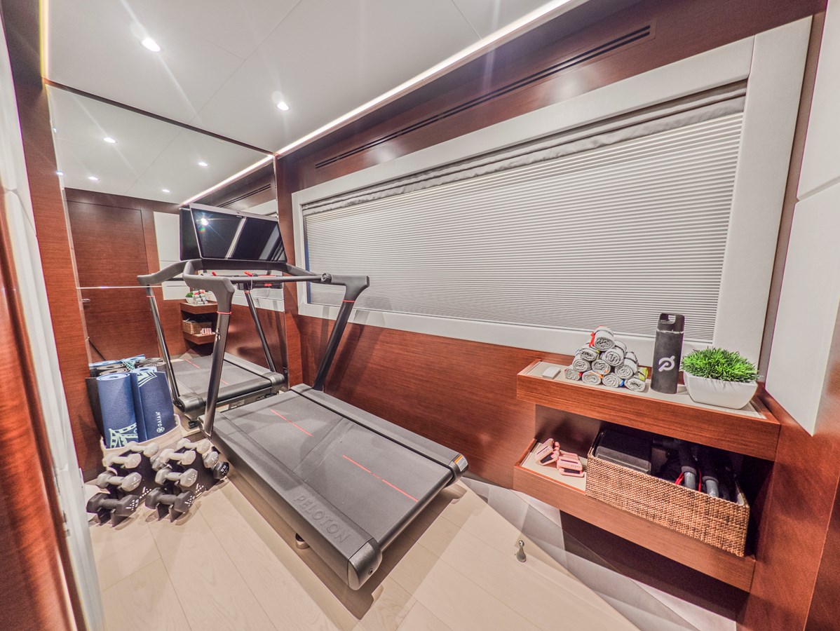Ocean Alexander Motor Yacht LONE STAR For Sale