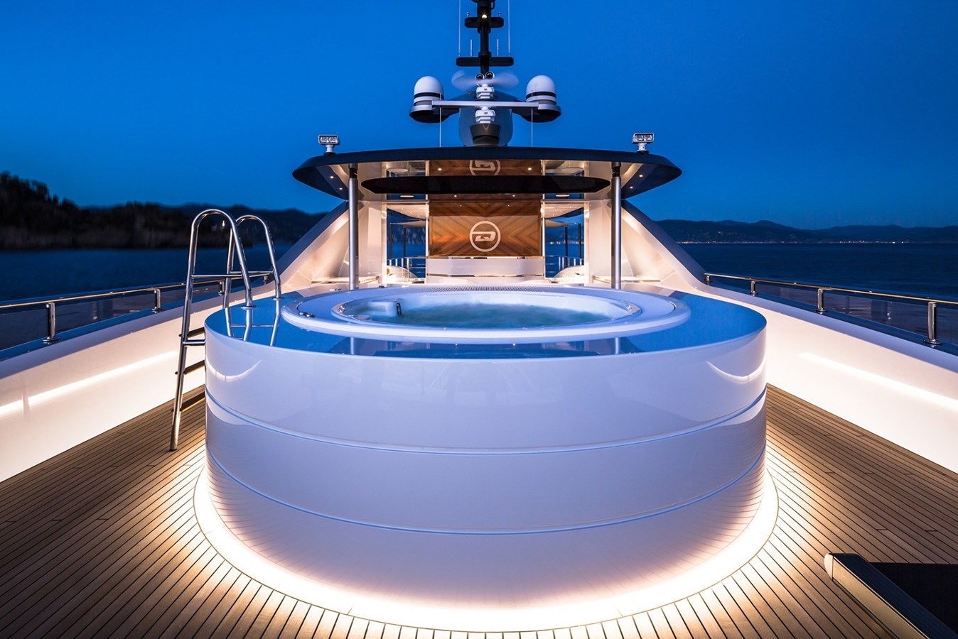 Dynamiq Motor Yacht JETSETTER For Sale