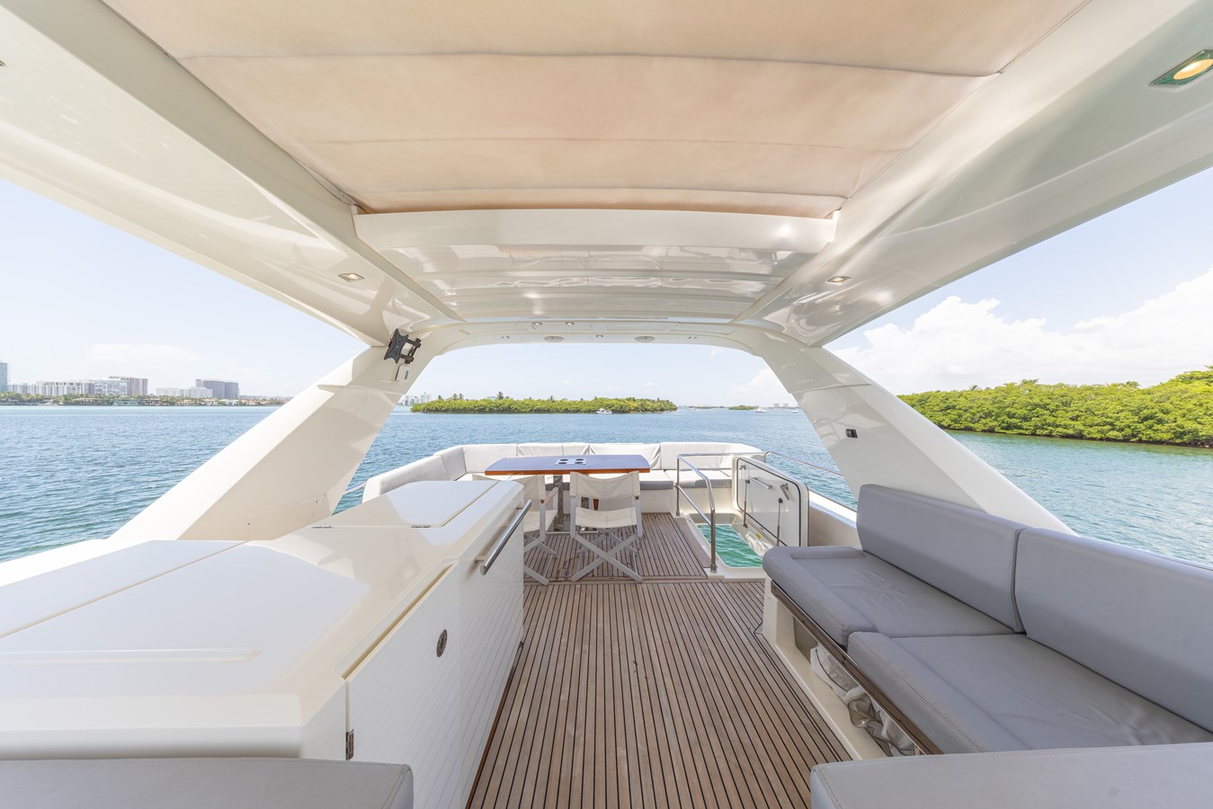 Prestige Yachts Motor Boat N/A For Sale