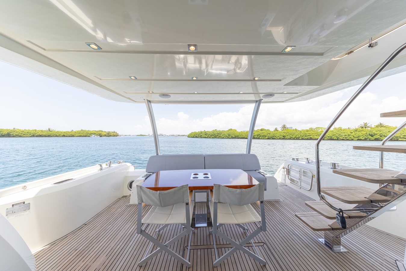 Prestige Yachts Motor Boat N/A For Sale