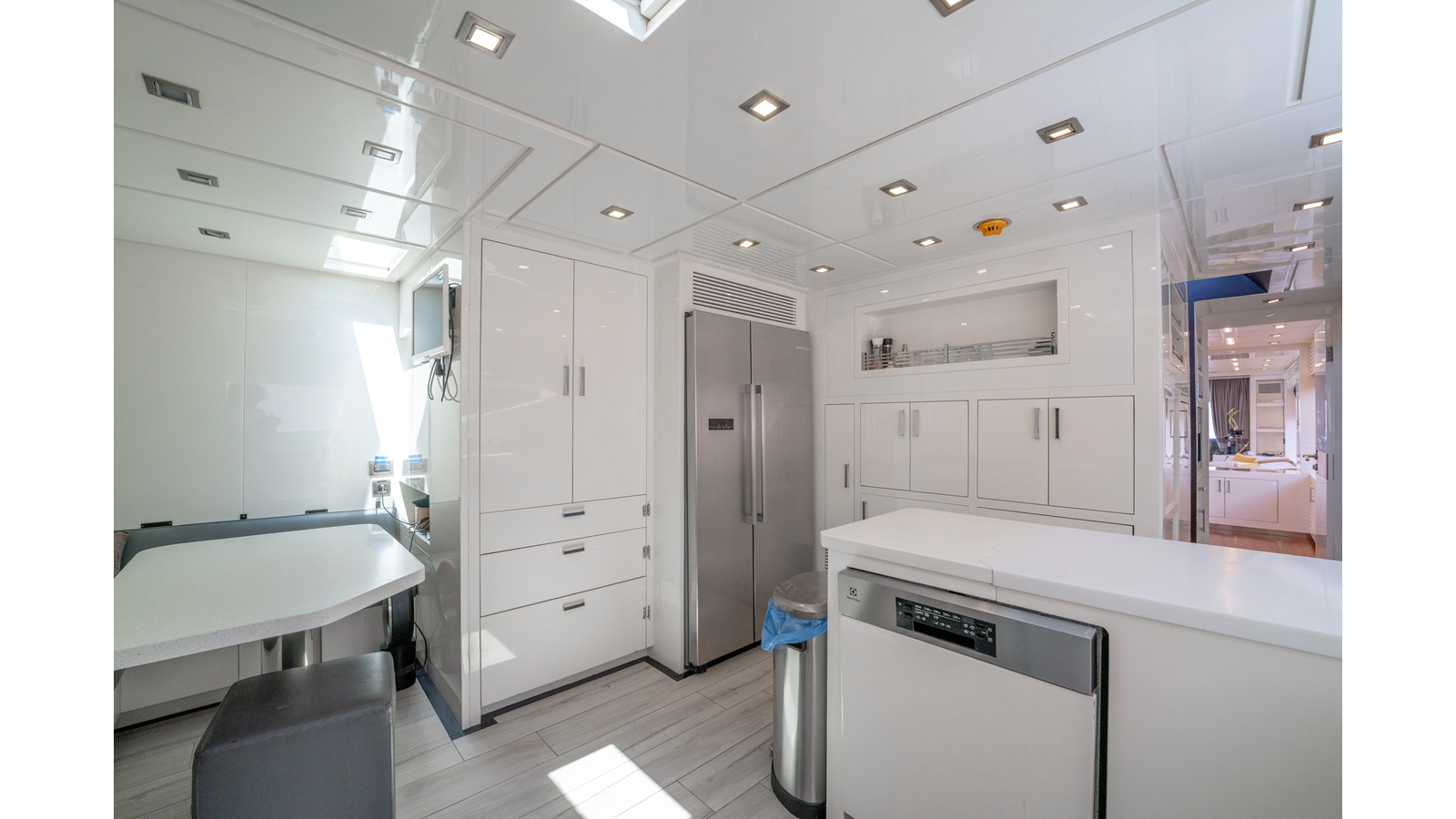 Mengi Yay Motor Yacht Y For Sale