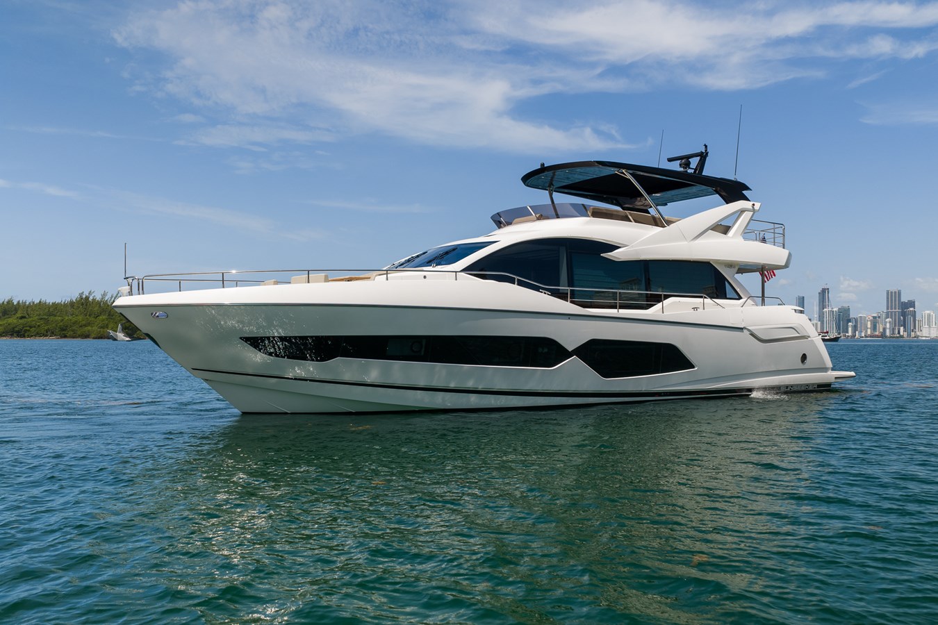 Sunseeker Motor Yacht BAZINGA For Sale