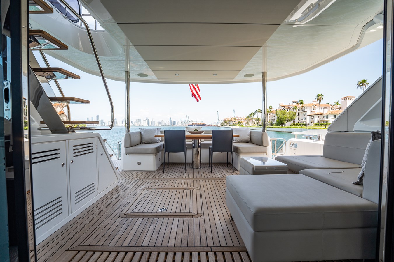 Sunseeker Motor Yacht BAZINGA For Sale