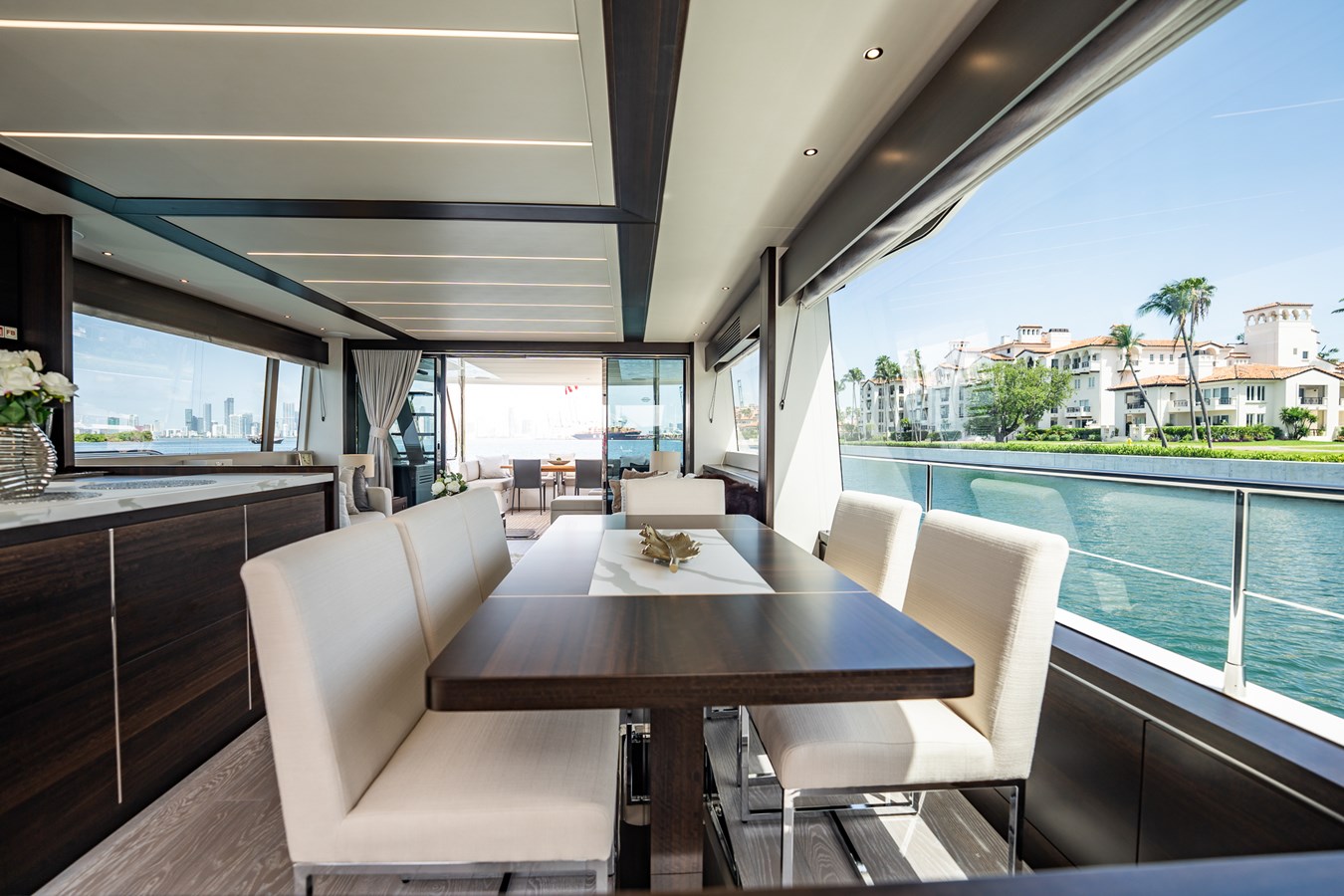 Sunseeker Motor Yacht BAZINGA For Sale
