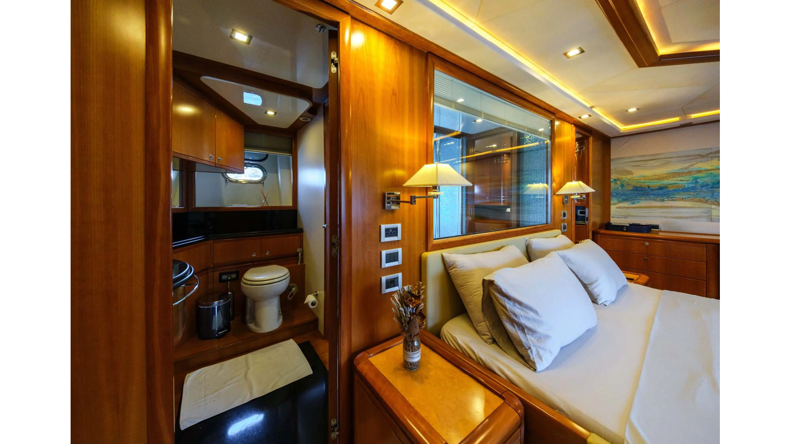 Ferretti Yachts Motor Yacht DAYDREAM2 For Sale