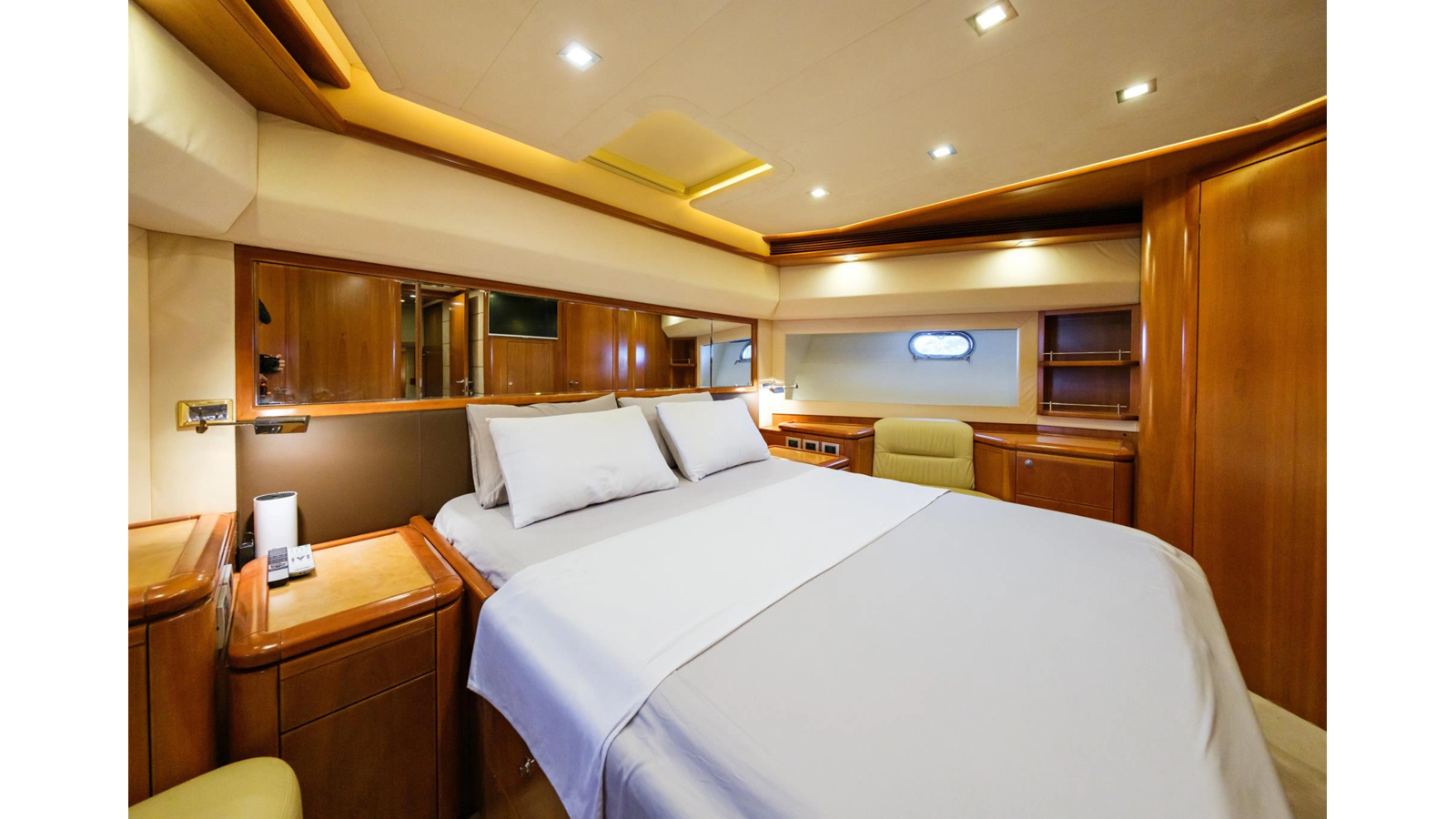 Ferretti Yachts Motor Yacht DAYDREAM2 For Sale
