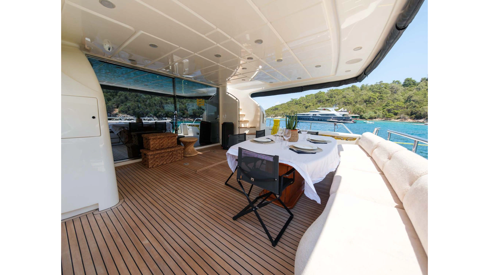 Ferretti Yachts Motor Yacht DAYDREAM2 For Sale