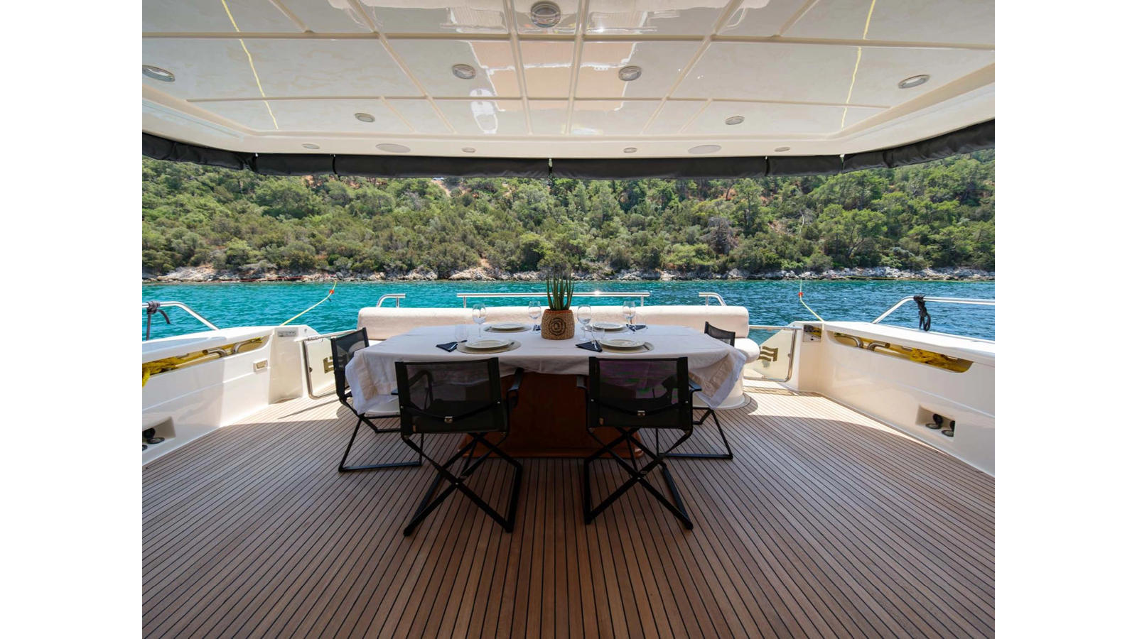 Ferretti Yachts Motor Yacht DAYDREAM2 For Sale