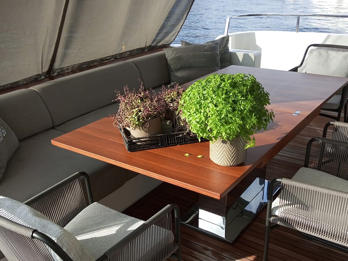 Sanlorenzo Yachts Motor Yacht La Isla For Sale
