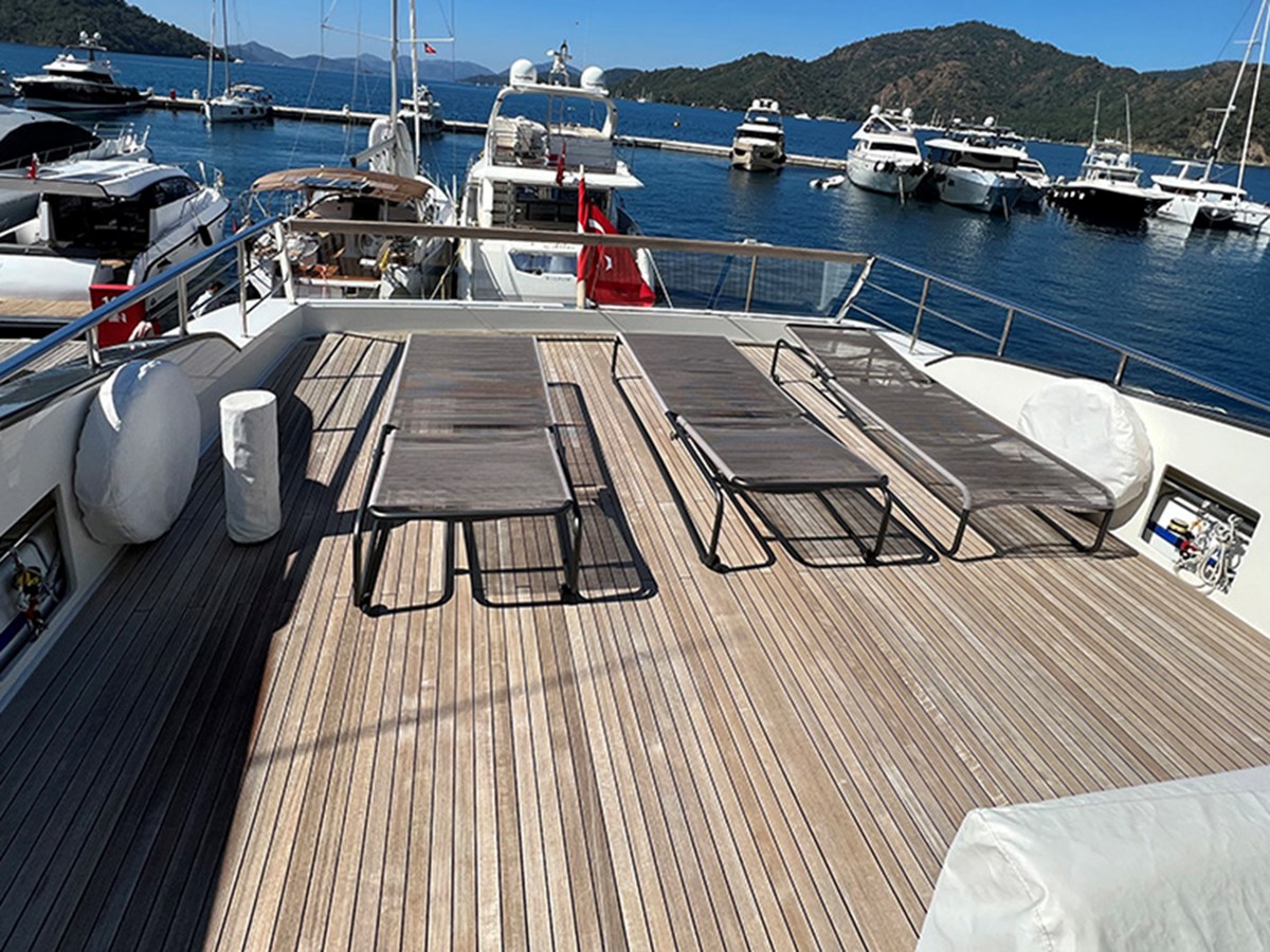 Sanlorenzo Yachts Motor Yacht La Isla For Sale