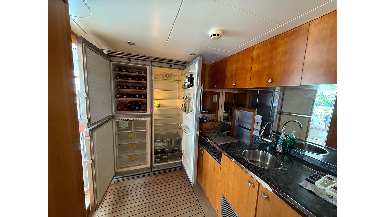 Ses Custom Motor Yacht SUNRISE For Sale