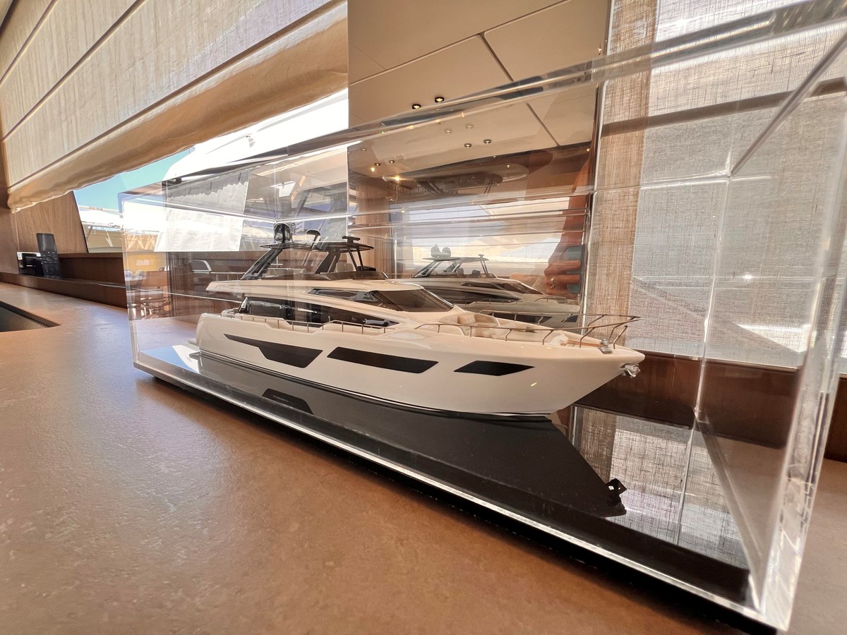 Ferretti Yachts Motor Yacht LD For Sale