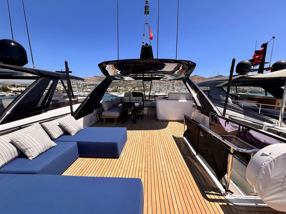 Ferretti Yachts Motor Yacht LD For Sale