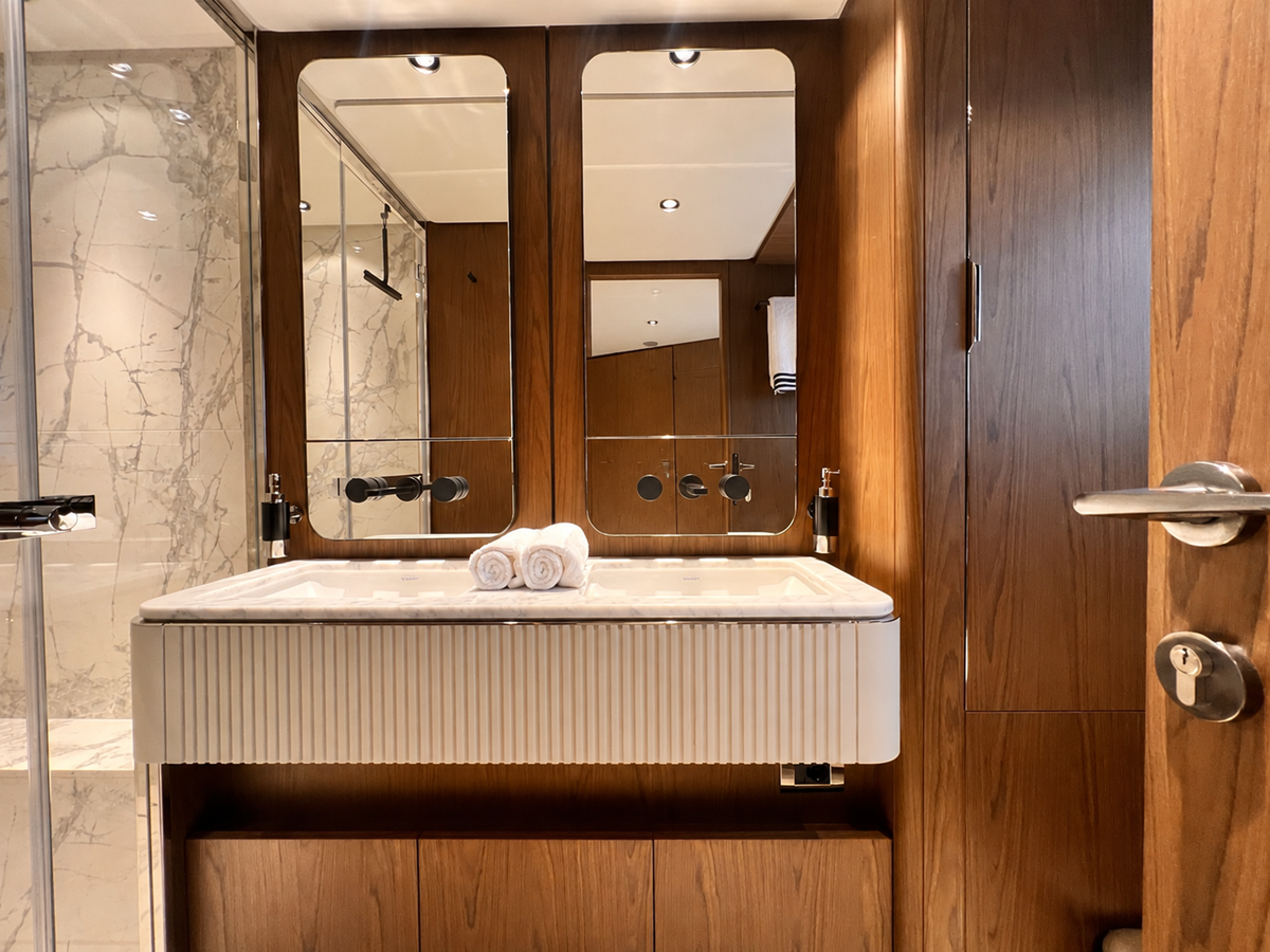 Ferretti Yachts Motor Yacht LD For Sale
