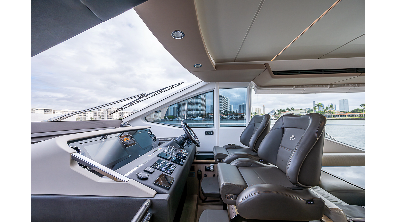 Azimut Yachts Motor Yacht LIQUID ASSET For Sale