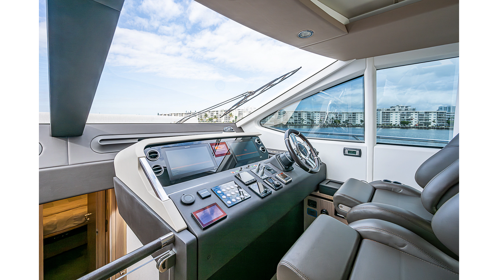 Azimut Yachts Motor Yacht LIQUID ASSET For Sale