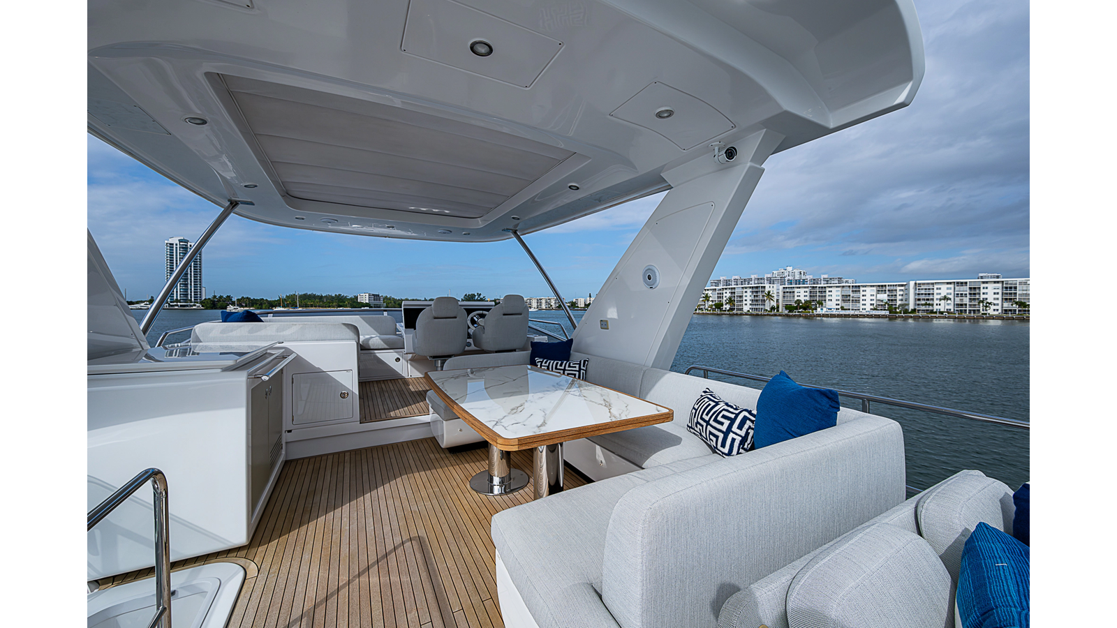 Azimut Yachts Motor Yacht LIQUID ASSET For Sale