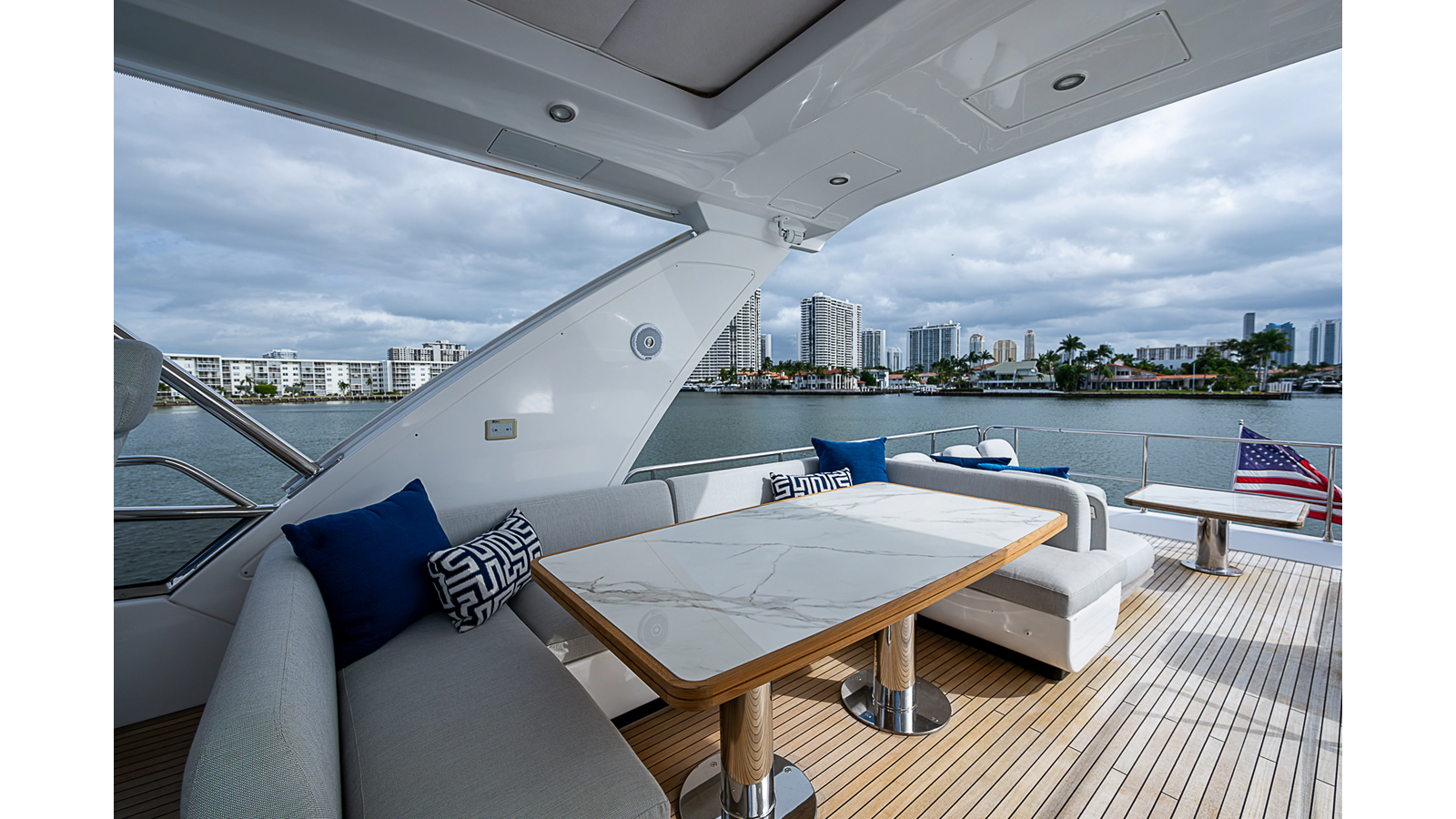 Azimut Yachts Motor Yacht LIQUID ASSET For Sale